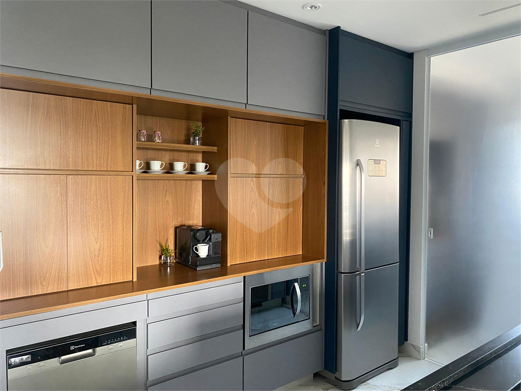 Apartamento a 5 minutos do metrô