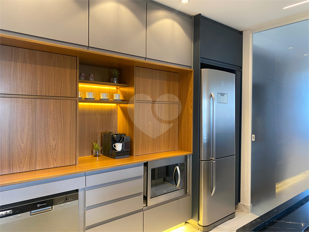 Apartamento a 5 minutos do metrô
