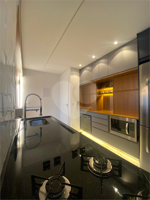 Apartamento a 5 minutos do metrô