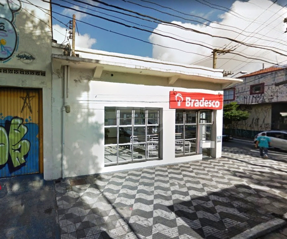 Imovel comercial com 800m esquina próxima a Anchieta