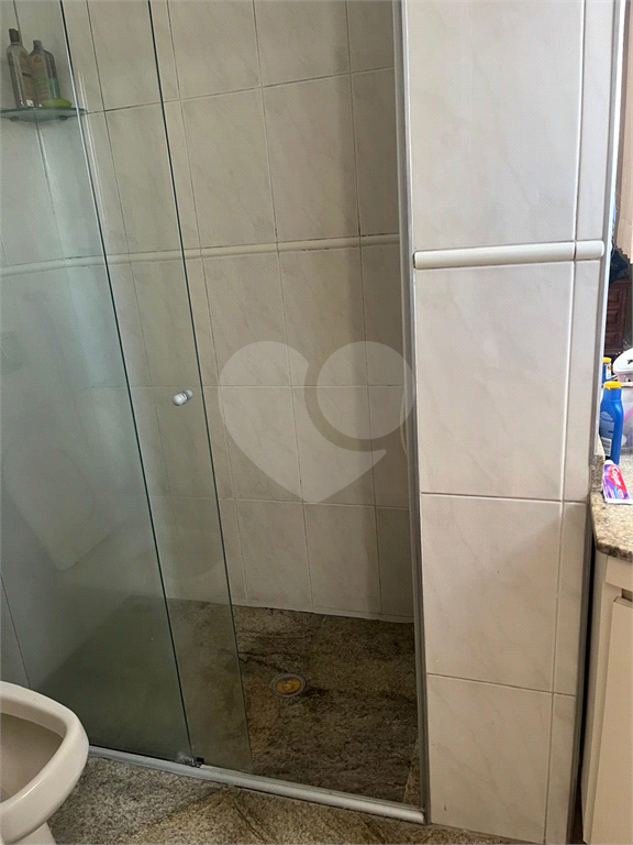 Imóvel 130m² sala ampla com janelões, cômodos grandes, 3 quartos, sendo 1 suíte, 1 vaga de garagem Perdizes