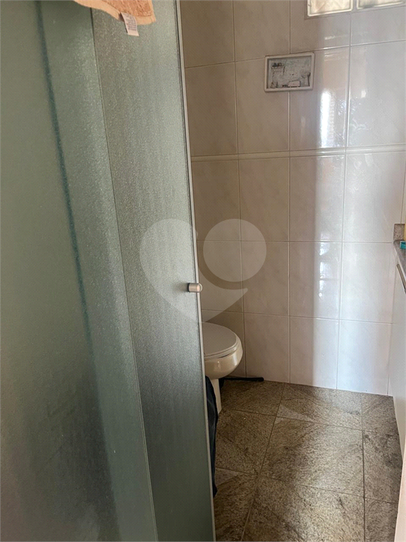 Imóvel 130m² sala ampla com janelões, cômodos grandes, 3 quartos, sendo 1 suíte, 1 vaga de garagem Perdizes