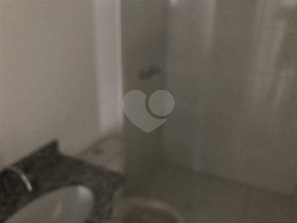 APARTAMENTO em VILA GUSTAVO