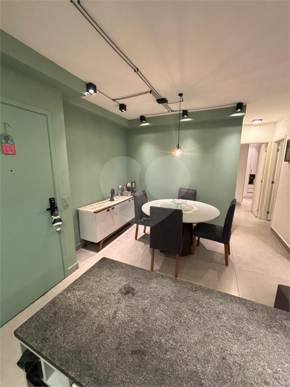 APARTAMENTO em VILA GUSTAVO