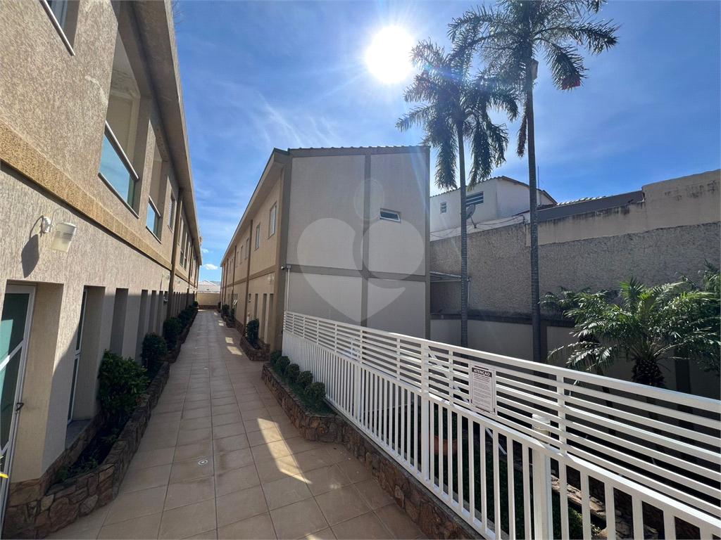 Lindo Sobrado em condominio fechado