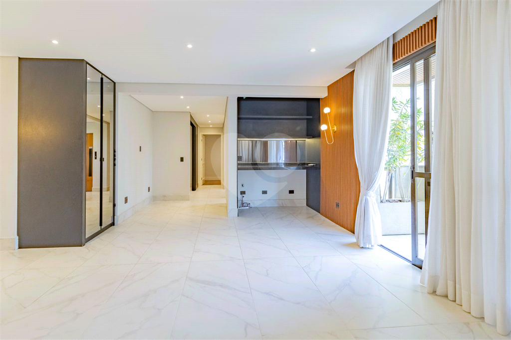 PRÓXIMO AO PARQUE IBIRAPUERA - OPORTUNIDADE COMERCIAL