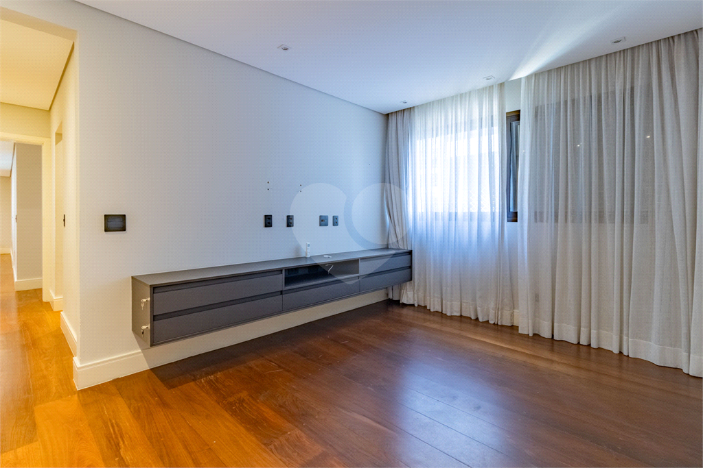 PRÓXIMO AO PARQUE IBIRAPUERA - OPORTUNIDADE COMERCIAL