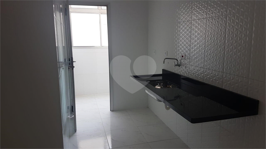 APARTAMENTO em TATUAPÉ