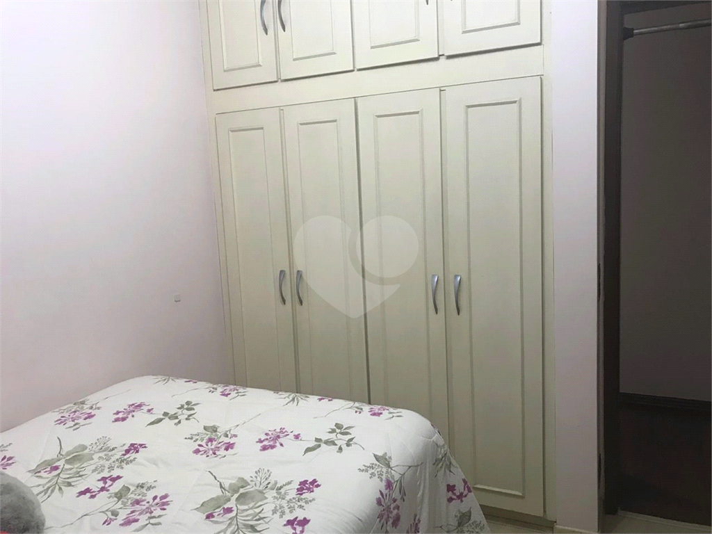 Apartamento em Santana área requisitada da Zona Norte. 3 dormitórios. Sala com sacada. Andar alto