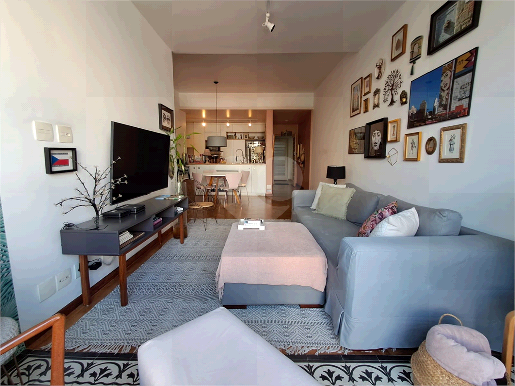 Imóvel vintage de 90m² 2 quartos, 1 suíte, 1 vaga em Higienópolis. 