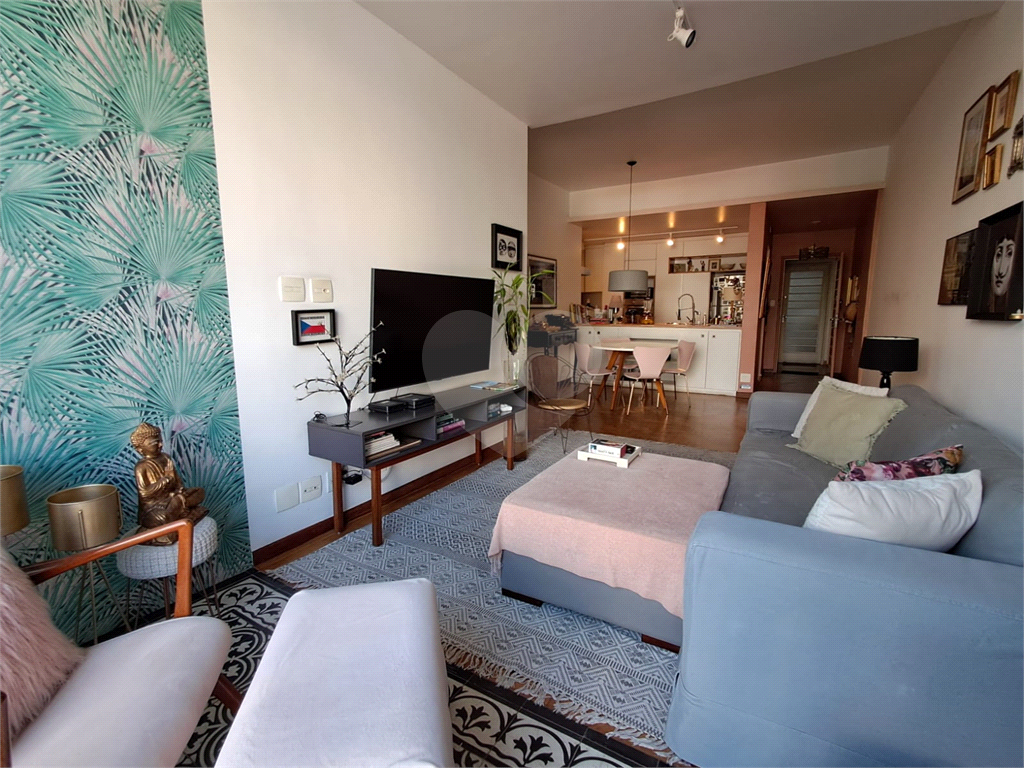 Imóvel vintage de 90m² 2 quartos, 1 suíte, 1 vaga em Higienópolis. 