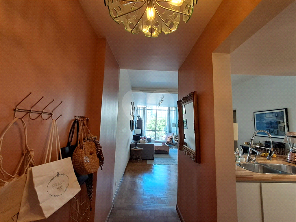 Imóvel vintage de 90m² 2 quartos, 1 suíte, 1 vaga em Higienópolis. 