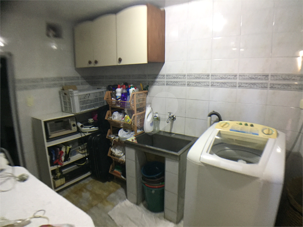 Casa com 3 dormitórios com ótima localização!