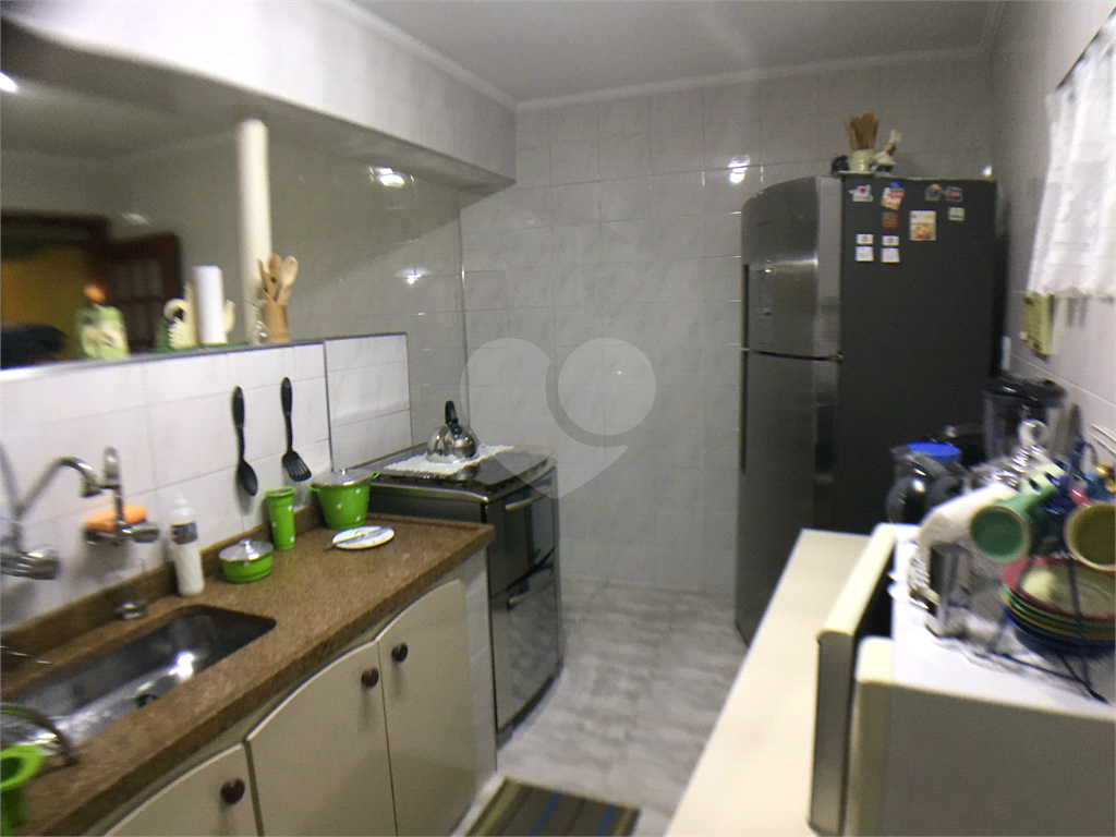 Casa com 3 dormitórios com ótima localização!