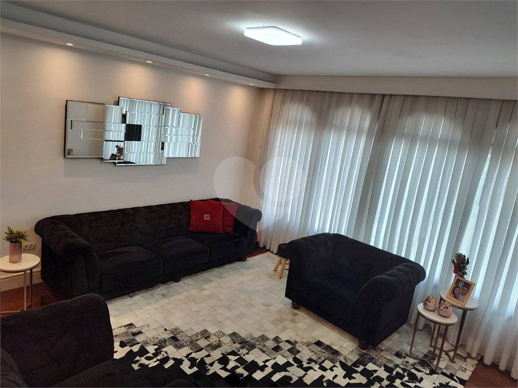 3 dormitórios - Jardim Leonor - Pronta para morar!