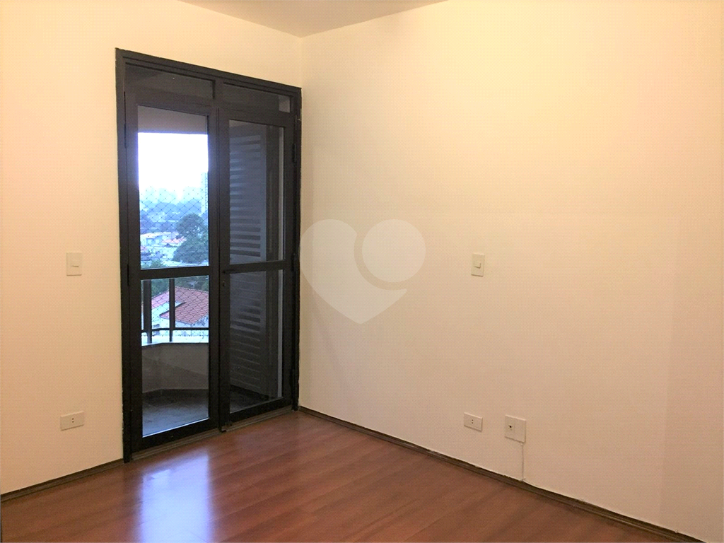 LINDO APARTAMENTO À VENDA OU LOCAÇÃO