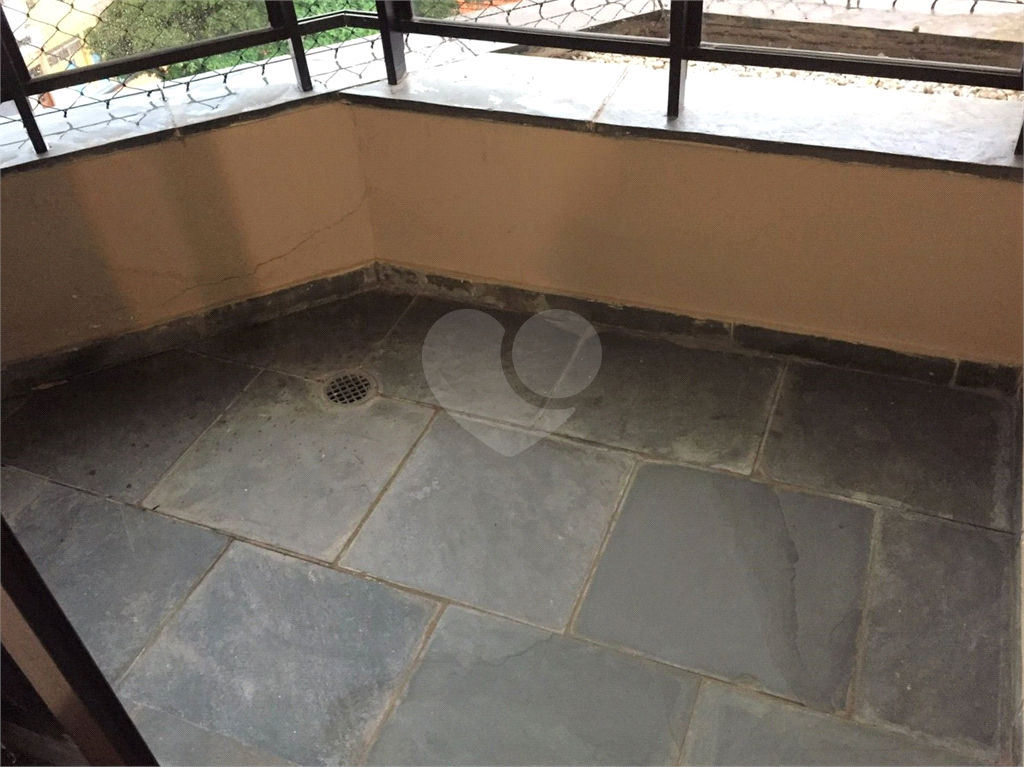 LINDO APARTAMENTO À VENDA OU LOCAÇÃO