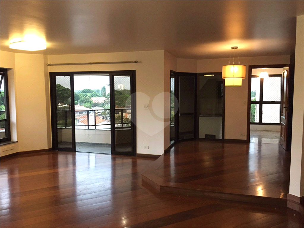 LINDO APARTAMENTO À VENDA OU LOCAÇÃO