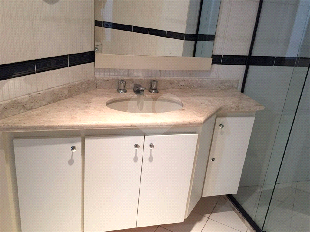 LINDO APARTAMENTO À VENDA OU LOCAÇÃO