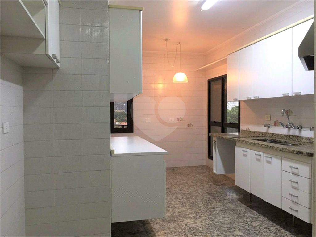 LINDO APARTAMENTO À VENDA OU LOCAÇÃO