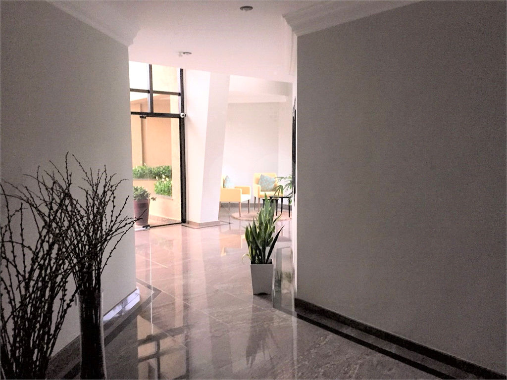 LINDO APARTAMENTO À VENDA OU LOCAÇÃO