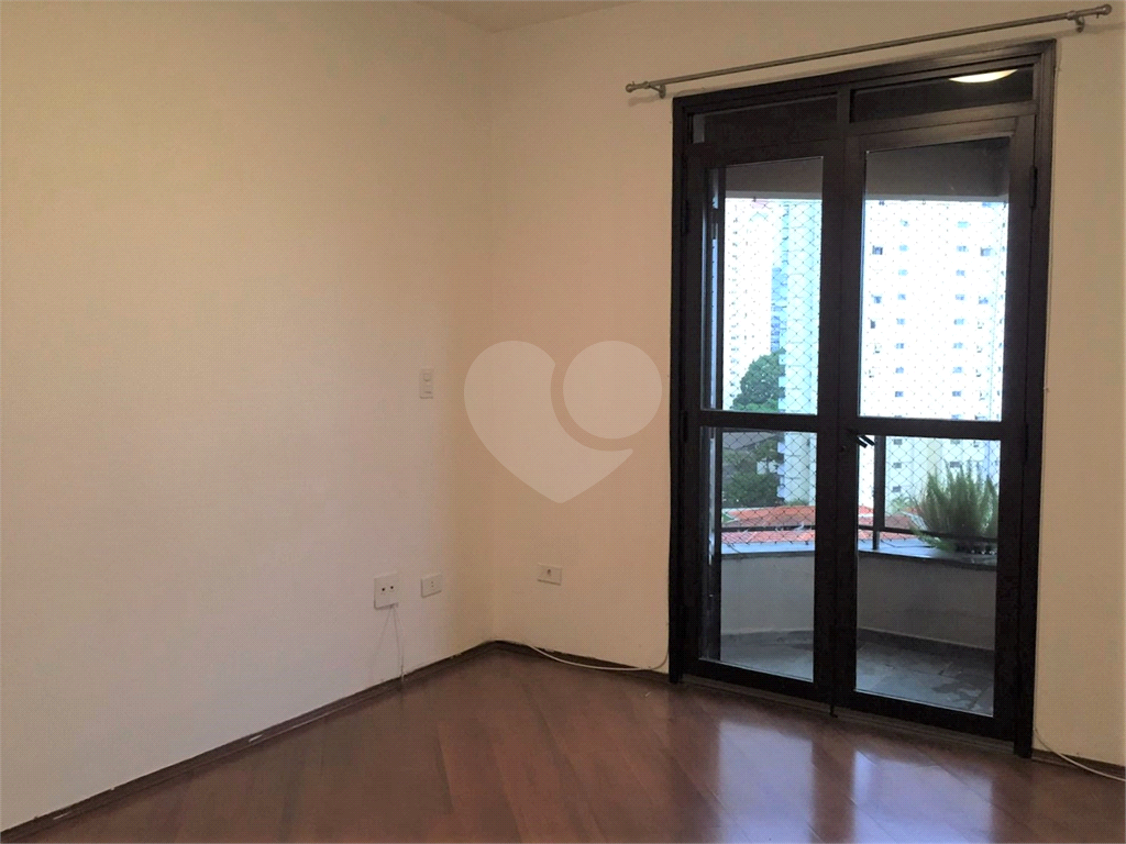 LINDO APARTAMENTO À VENDA OU LOCAÇÃO