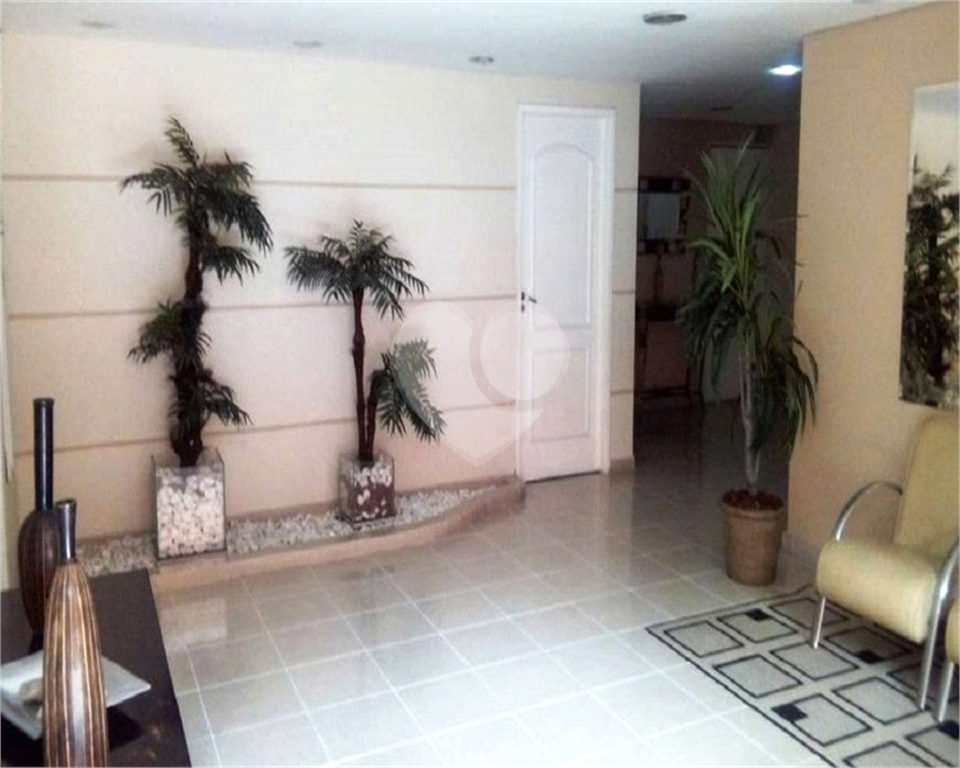 Apartamento à venda com 3 quartos, 79m² - Foto 19