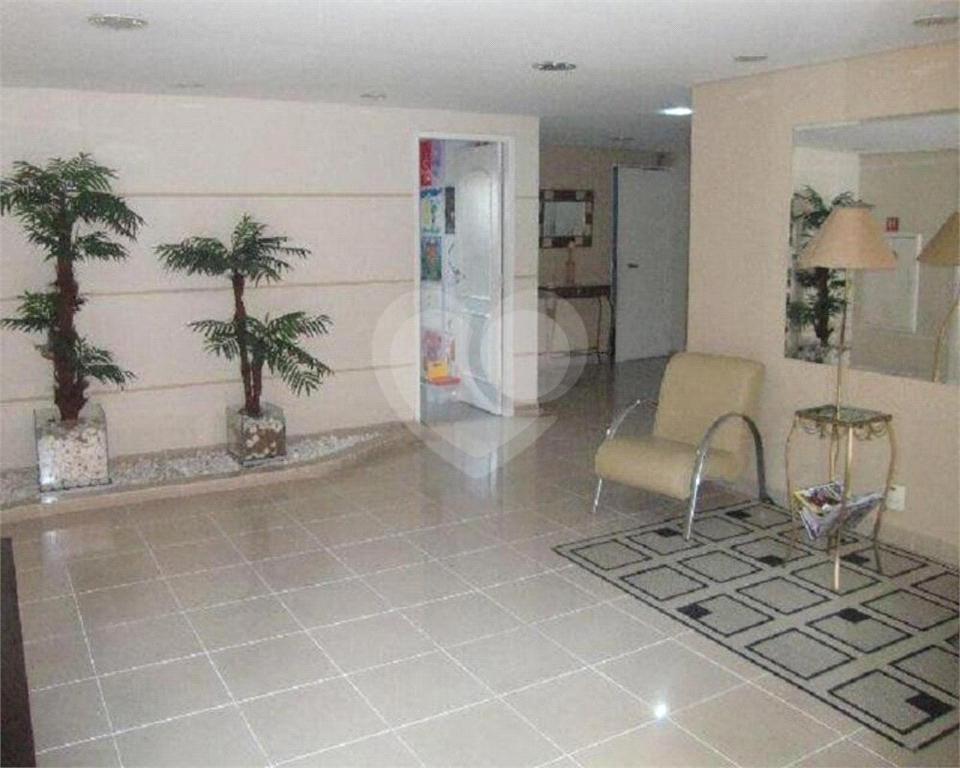 Apartamento à venda com 3 quartos, 79m² - Foto 20