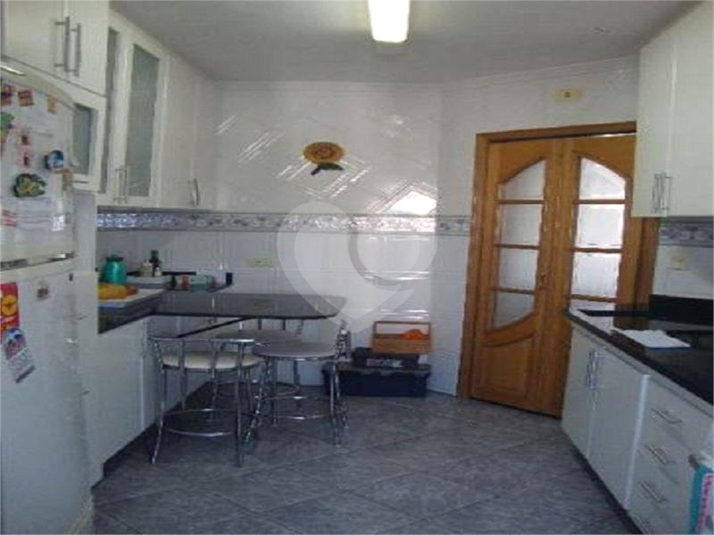 Apartamento à venda com 3 quartos, 79m² - Foto 1