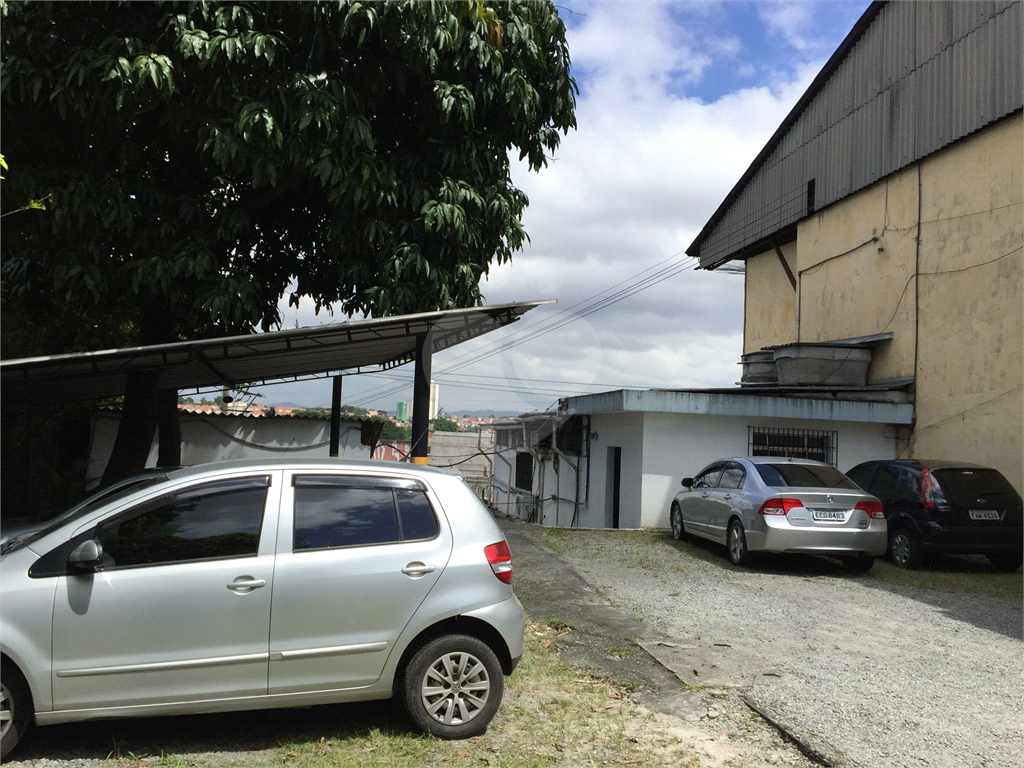 Galpão em excelente condições na Vila Mesquita
