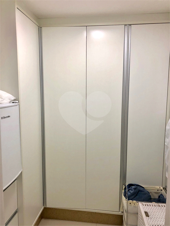 Apartamento à venda com 3 quartos, 233m² - Foto 36