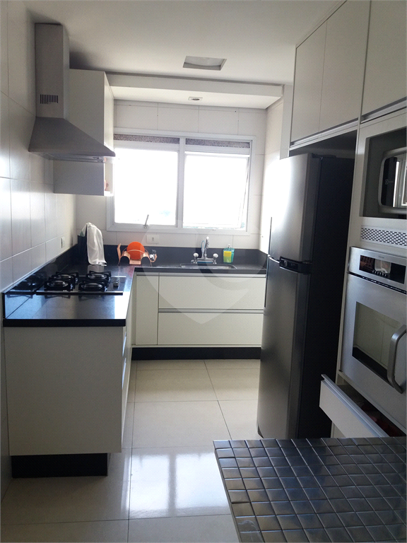 Oportunidade Apartamento Varanda Gourmet.