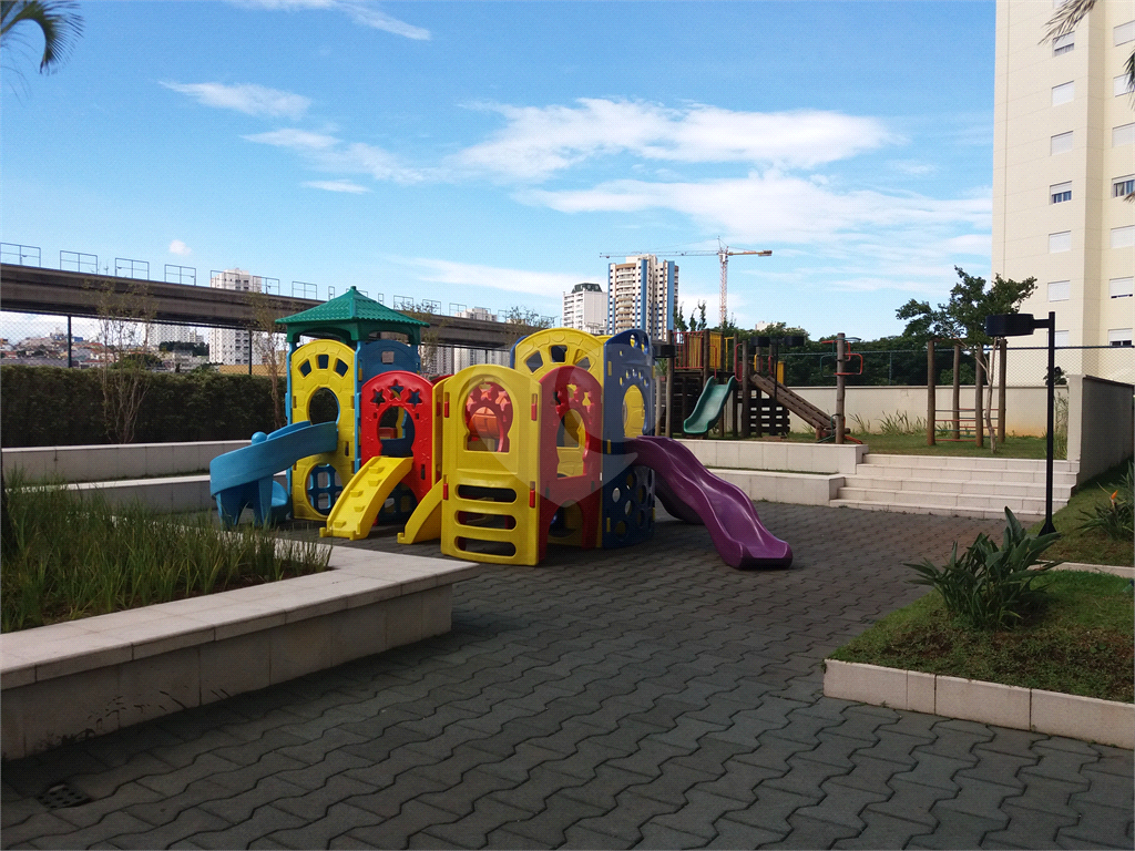 Oportunidade Apartamento Varanda Gourmet.