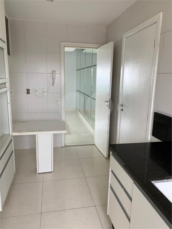 Oportunidade Apartamento Varanda Gourmet.