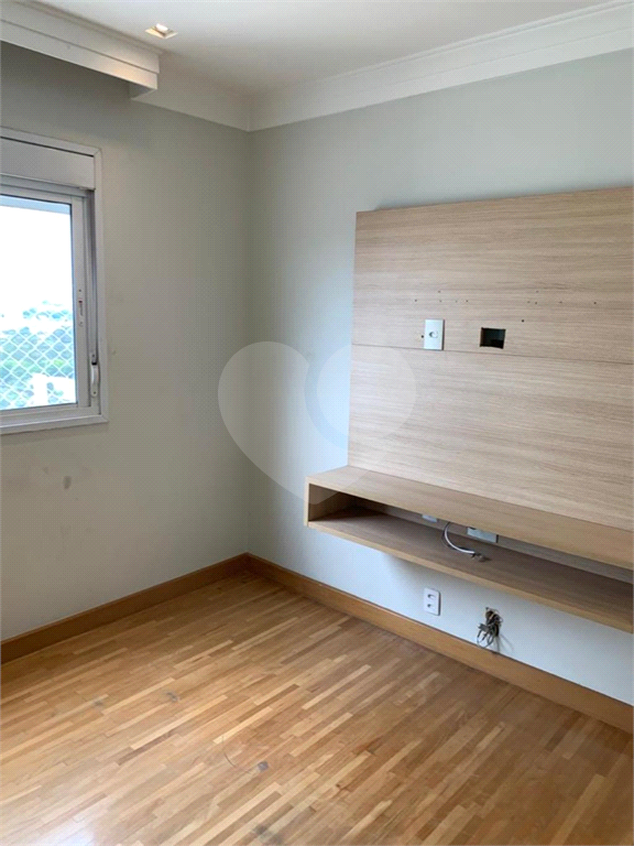 Oportunidade Apartamento Varanda Gourmet.