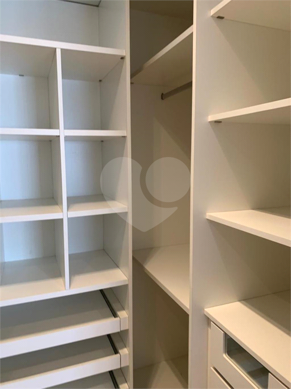 Oportunidade Apartamento Varanda Gourmet.