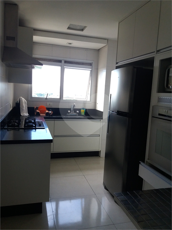 Oportunidade Apartamento Varanda Gourmet.