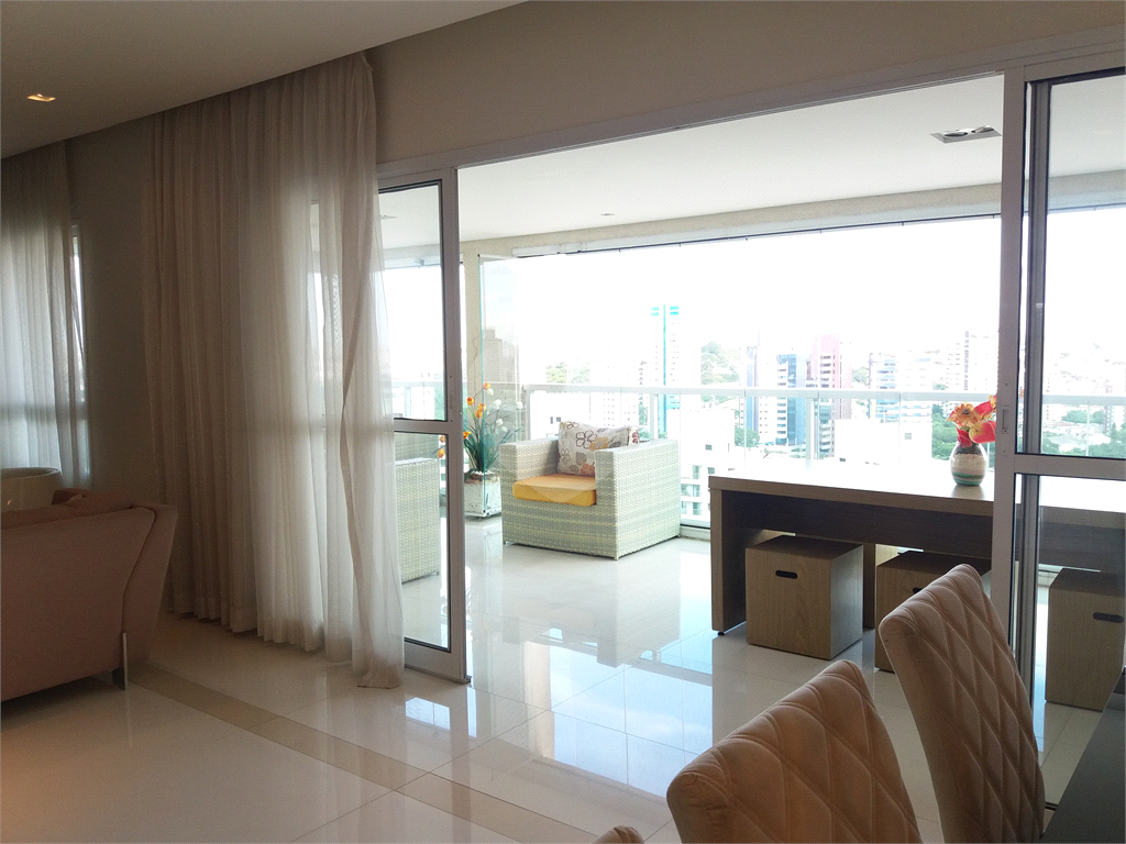 Oportunidade Apartamento Varanda Gourmet.