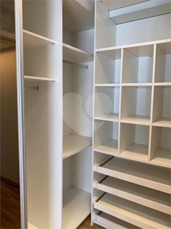 Oportunidade Apartamento Varanda Gourmet.