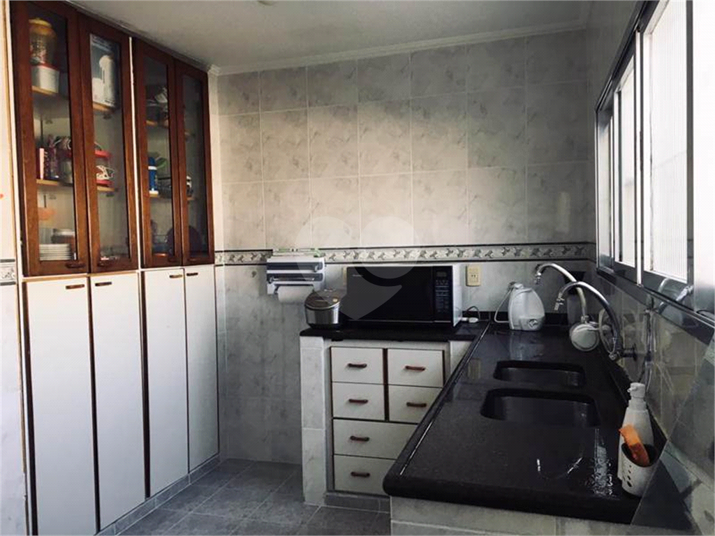 Sobrado à venda com 2 quartos, 160m² - Foto 13