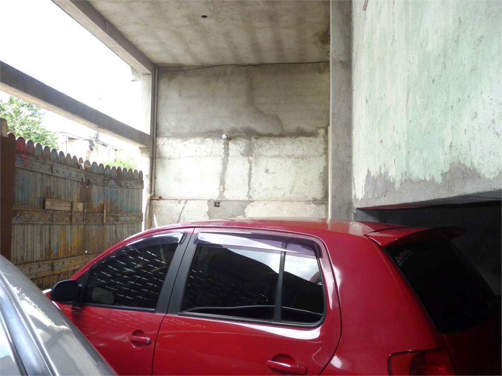 Casa a venda com  400 m²  O3 quartos 03 vagas no Limão