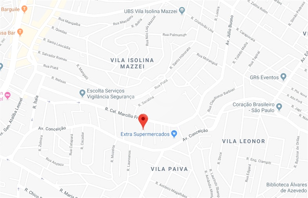 Terreno de 400 m2 com 3 casas, Metragem do terreno 8 de frente sendo 51 de fundos Parada inglesa.