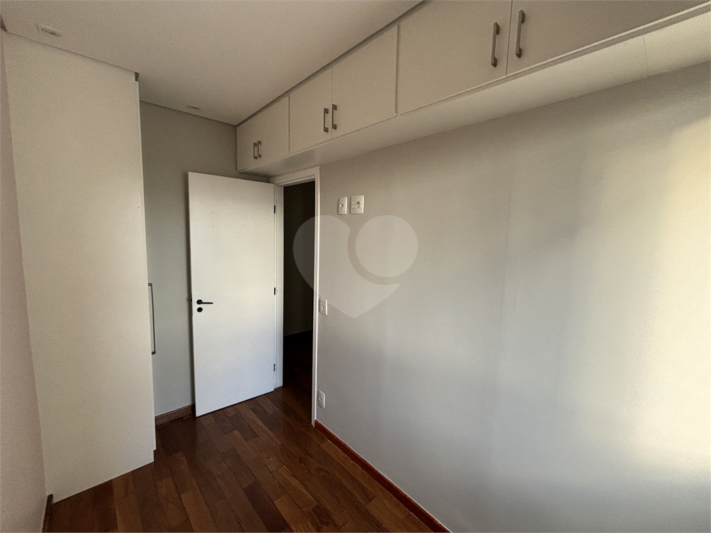 Excelente apartamento na Região de Santa Terezinha, próximo da Avenida Braz Leme,