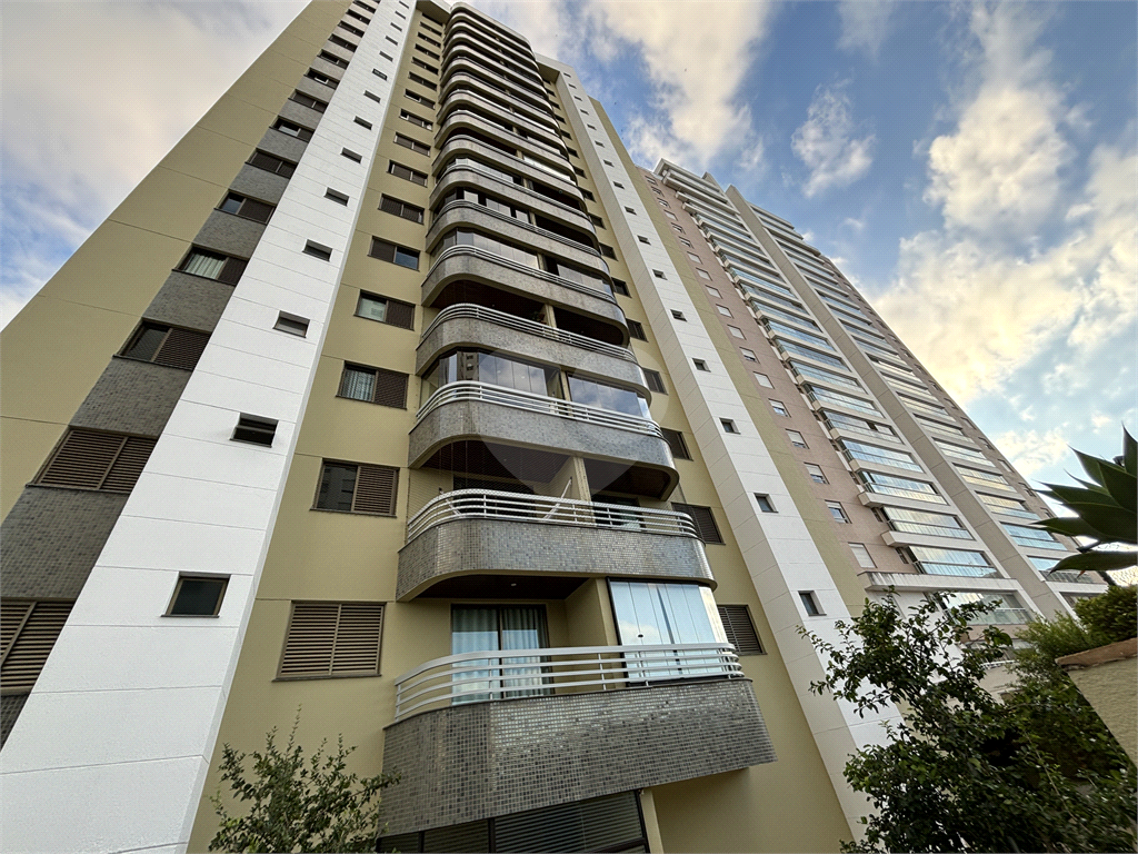 Excelente apartamento na Região de Santa Terezinha, próximo da Avenida Braz Leme,