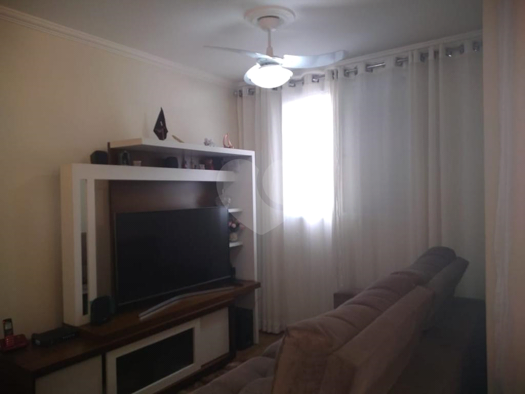 ÓTIMO APARTAMENTO BAIRRO DO PARI, SENDO 3 DORMITÓRIOS, 1 SUITE , 1 VAGA, VARANDA, LAZER COMPLETO!