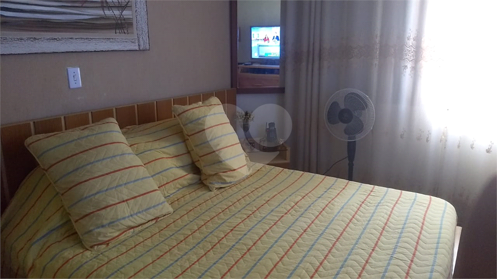 Apartamento de alto padrão no bairro da Água Fria. Edifício de 8 andares. 2 apartamentos por andar.