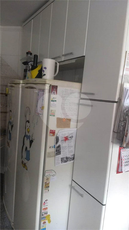 Apartamento de alto padrão no bairro da Água Fria. Edifício de 8 andares. 2 apartamentos por andar.