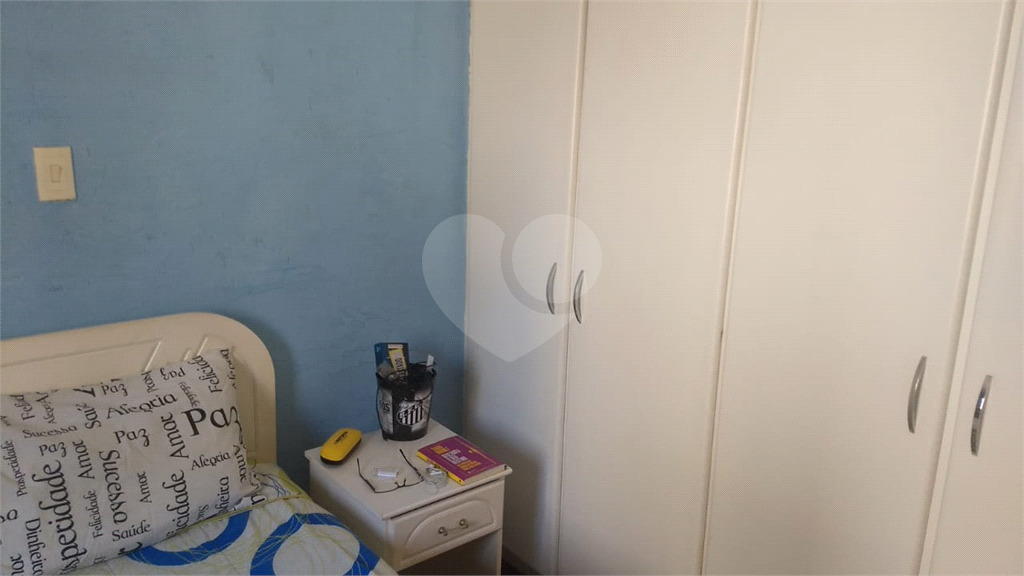 Apartamento de alto padrão no bairro da Água Fria. Edifício de 8 andares. 2 apartamentos por andar.
