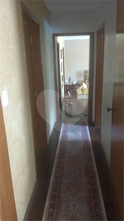 Apartamento de alto padrão no bairro da Água Fria. Edifício de 8 andares. 2 apartamentos por andar.
