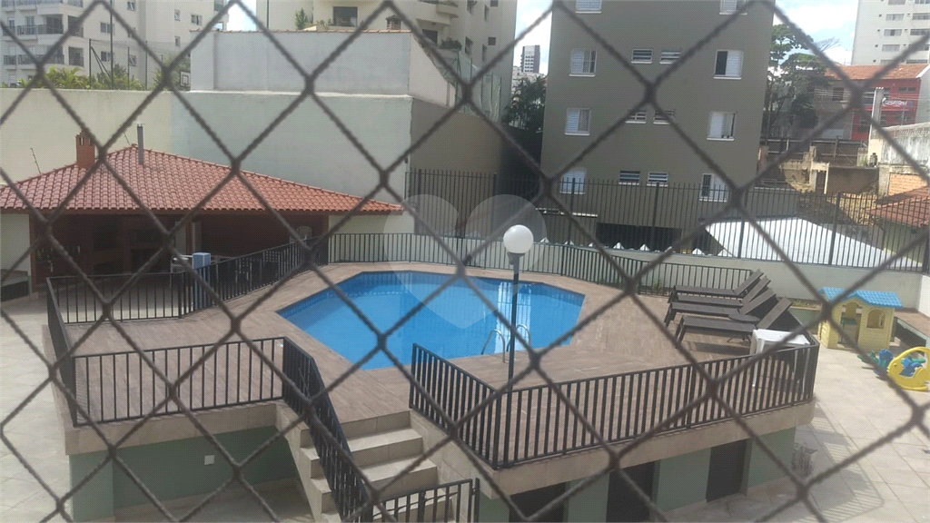 Apartamento de alto padrão no bairro da Água Fria. Edifício de 8 andares. 2 apartamentos por andar.